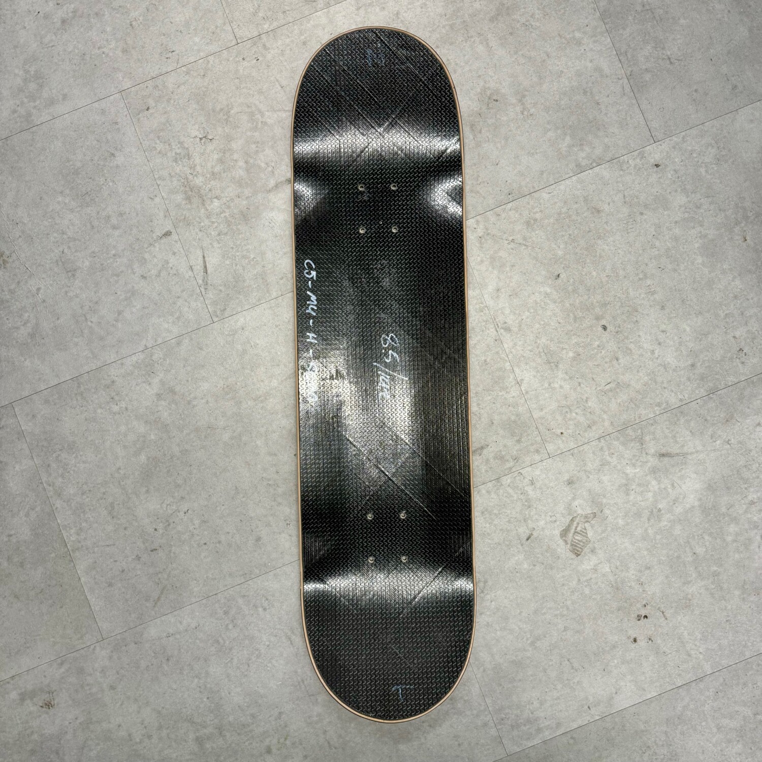 NAPALM CUSTOM CARBON FIBER SKATEBOARD NAPALM CUSTOM CARBON FIBER SKATEBOARD